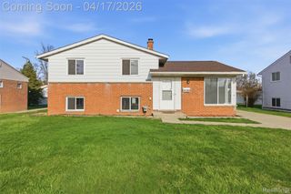 34580 Viceroy Drive, Sterling Heights, MI 48310