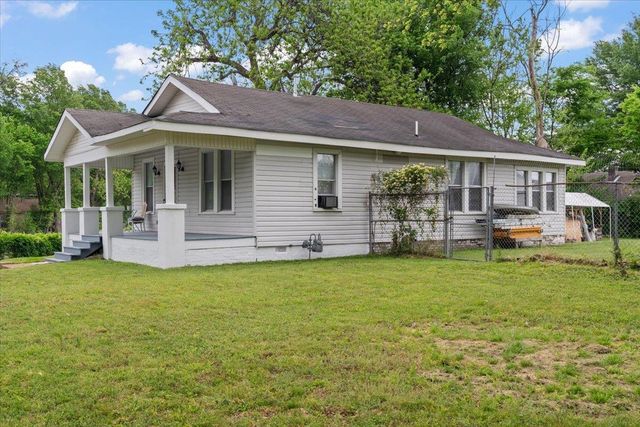 1565 S PARKWAY PKY E, Memphis, TN 38106