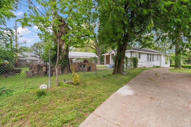 1565 S PARKWAY PKY E, Memphis, TN 38106