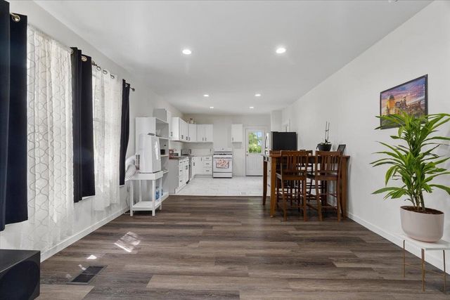 1565 S PARKWAY PKY E, Memphis, TN 38106