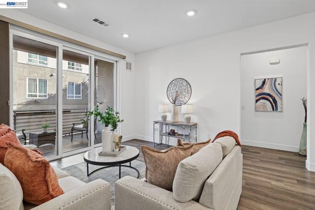 45258 Tom Blalock Street 108, Fremont, CA 94539