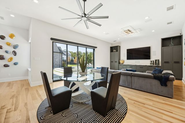 1835 Creekview Court, Argyle, TX 76226