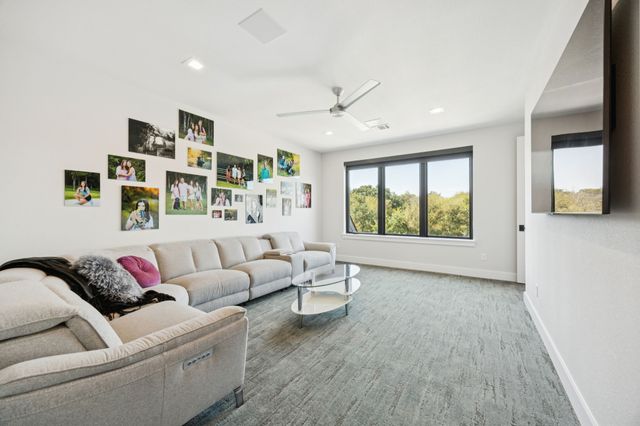 1835 Creekview Court, Argyle, TX 76226