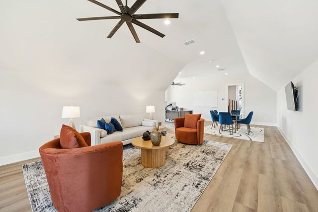 1835 Creekview Court, Argyle, TX 76226