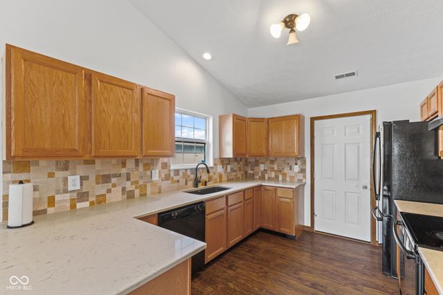 13088 Britton Ridge, Fishers, IN 46038