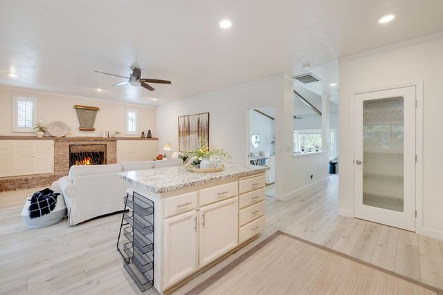 7118 Murdock Way, Carmichael, CA 95608