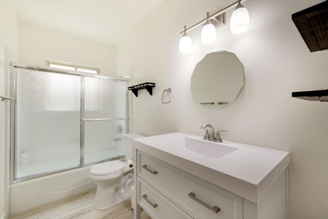 7118 Murdock Way, Carmichael, CA 95608