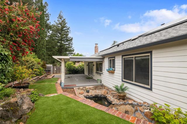 7118 Murdock Way, Carmichael, CA 95608