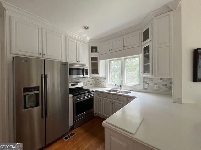 132 Sunny Point Circle, Lagrange, GA 30240