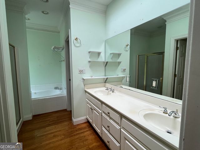 132 Sunny Point Circle, Lagrange, GA 30240