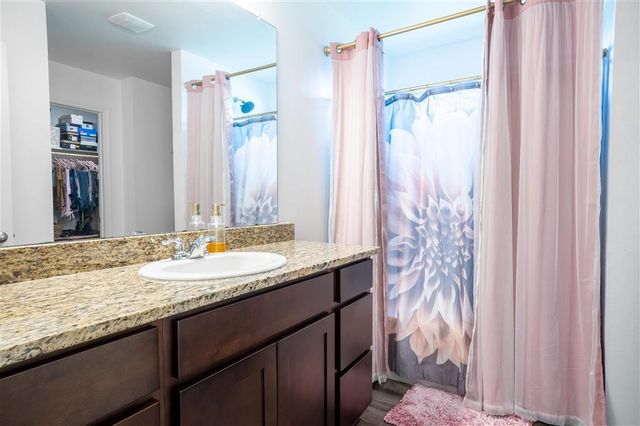 2240 N Savannah Lakes Dr Drive, Lake Charles, LA 70607