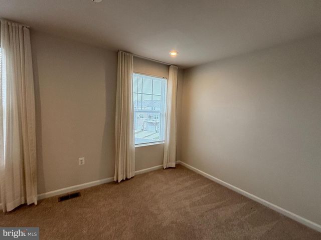 24 ANTHEM ST, Ranson, WV 25438