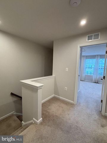 24 ANTHEM ST, Ranson, WV 25438