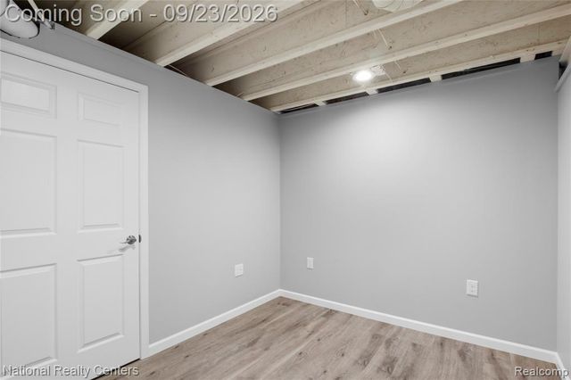 451 Goodrich, Wixom, MI 48393