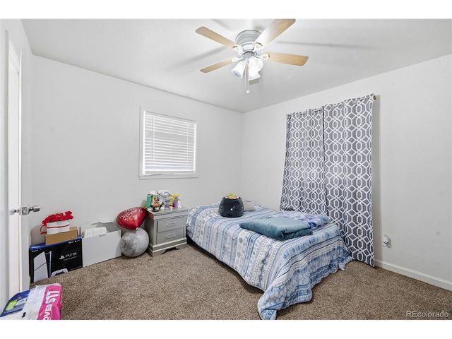 1281 Worchester St, Aurora, CO 80011