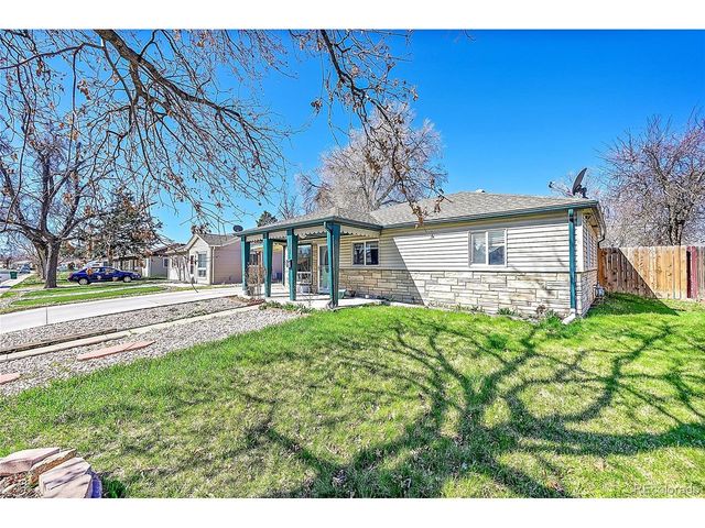 1281 Worchester St, Aurora, CO 80011
