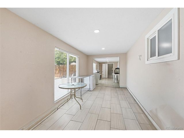1281 Worchester St, Aurora, CO 80011