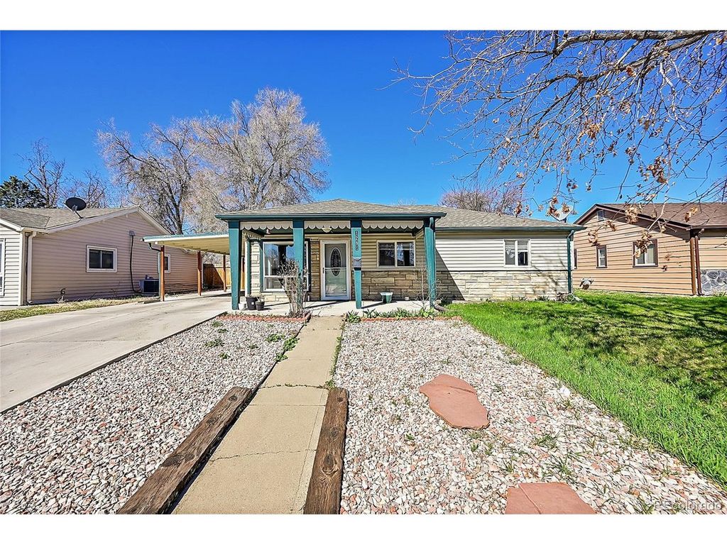 1281 Worchester St, Aurora, CO 80011
