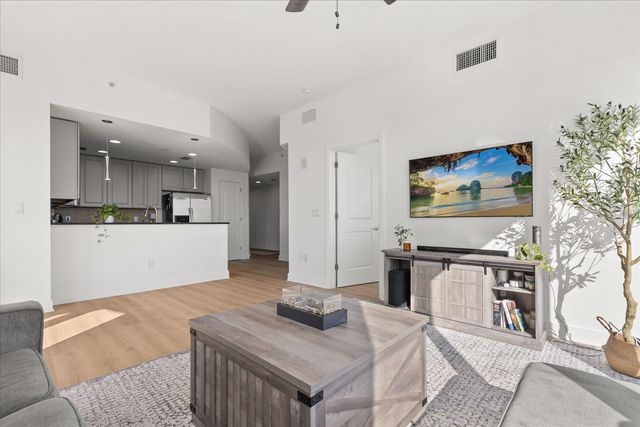 101 S EOLA DRIVE 610, Orlando, FL 32801