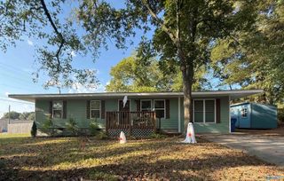 490 Dawson Street SW, Hartselle, AL 35640