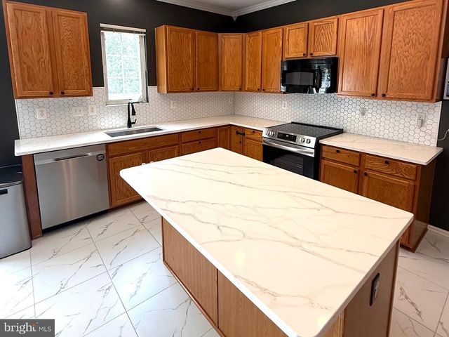 4978 MORRAINE ST, Waldorf, MD 20602