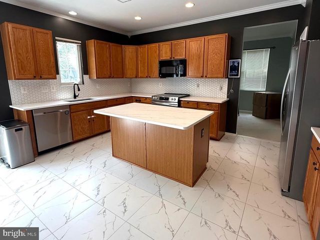 4978 MORRAINE ST, Waldorf, MD 20602