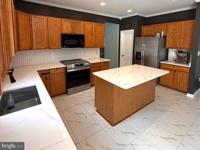 4978 MORRAINE ST, Waldorf, MD 20602