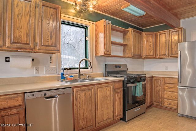 9861 W Medallion Circle, Wasilla, AK 99623