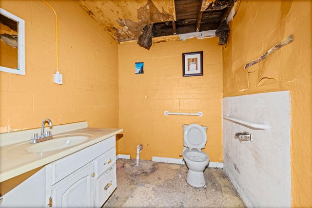 10630 Grand River Avenue, Detroit, MI 48204