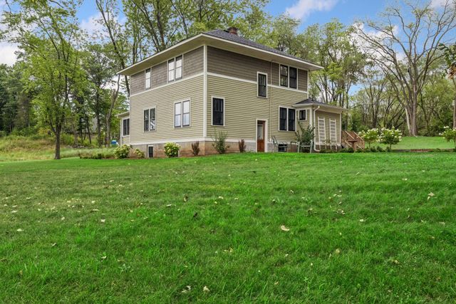 360 144th Avenue, Houlton, WI 54082