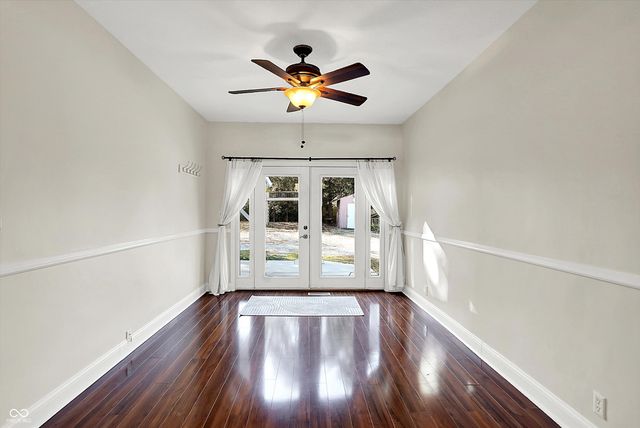 37 Maxwell Road, Indianapolis, IN 46217