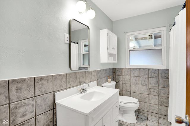 37 Maxwell Road, Indianapolis, IN 46217