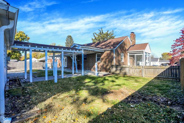 37 Maxwell Road, Indianapolis, IN 46217