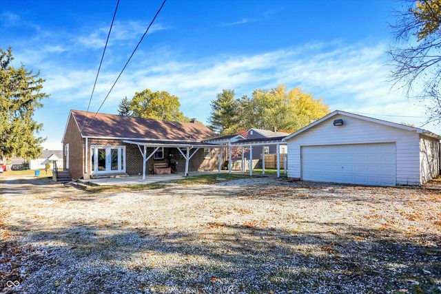 37 Maxwell Road, Indianapolis, IN 46217