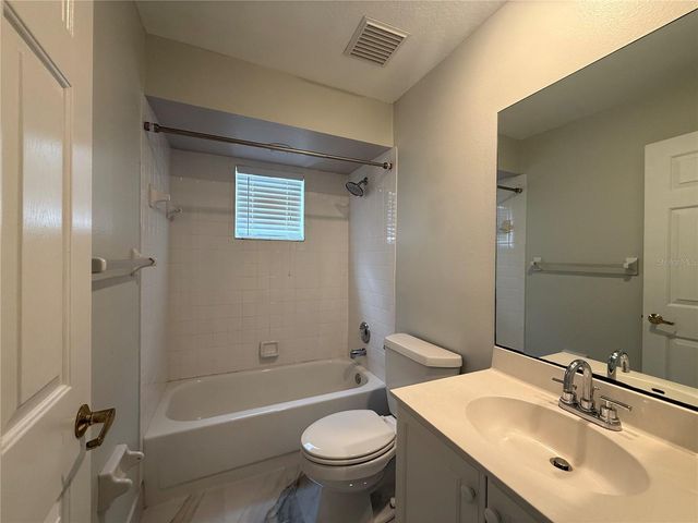 1195 SHIPWATCH CIRCLE, Tampa, FL 33602