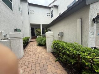 1195 SHIPWATCH CIRCLE, Tampa, FL 33602