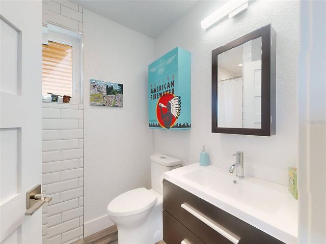 901 SHEEPSHEAD AVENUE, New Smyrna Beach, FL 32169