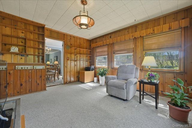 218-37 Grand Central Parkway, Queens Village, NY 11427