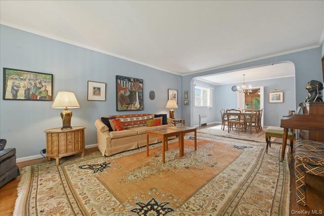 218-37 Grand Central Parkway, Queens Village, NY 11427