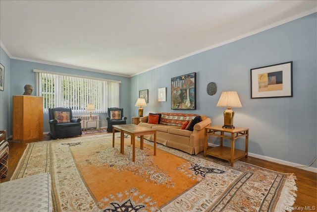 218-37 Grand Central Parkway, Queens Village, NY 11427