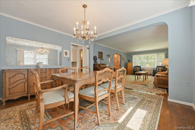 218-37 Grand Central Parkway, Queens Village, NY 11427