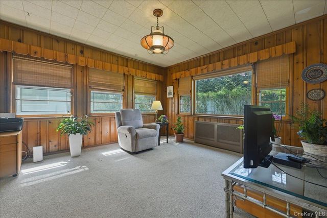 218-37 Grand Central Parkway, Queens Village, NY 11427