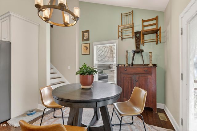 222 Spanish Oak Lane, Glade Spring, VA 24340