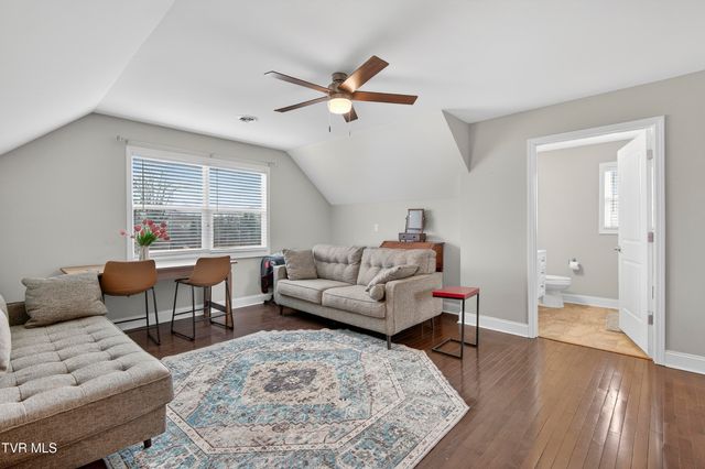 222 Spanish Oak Lane, Glade Spring, VA 24340