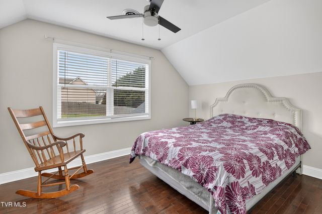 222 Spanish Oak Lane, Glade Spring, VA 24340