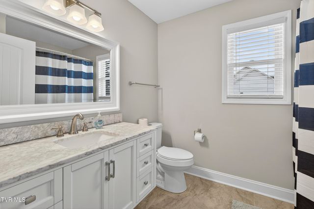 222 Spanish Oak Lane, Glade Spring, VA 24340