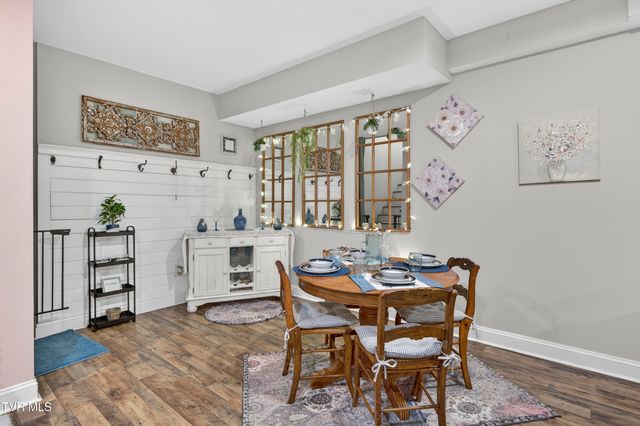 222 Spanish Oak Lane, Glade Spring, VA 24340