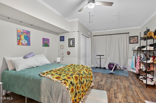 222 Spanish Oak Lane, Glade Spring, VA 24340