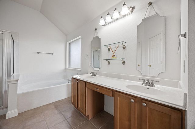 112 S Lynnwood TRL, Cedar Park, TX 78613