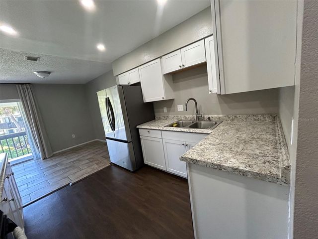 4405 S SEMORAN BOULEVARD 8, Orlando, FL 32822